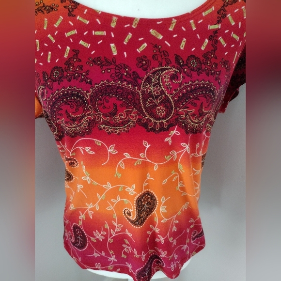 Susan Lawrence Paisley Print Top - Picture 4 of 5